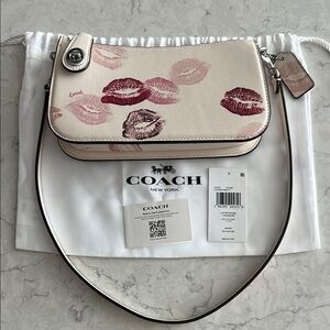 Coach Penn Lip Print Shoulder Bag